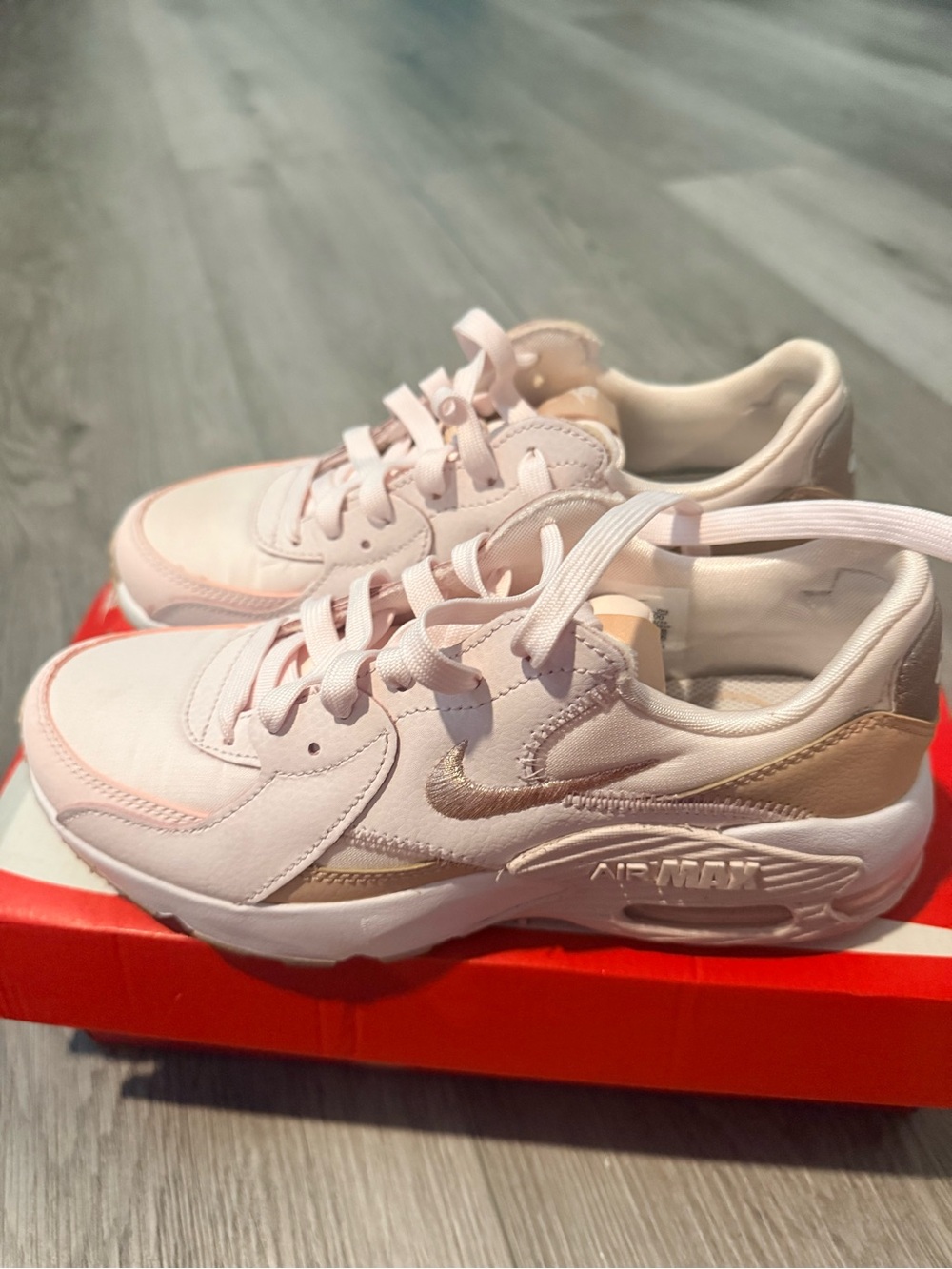 Nike Women's Sneakers in Pale Pink and Beige